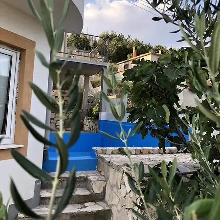 Bb Villa *