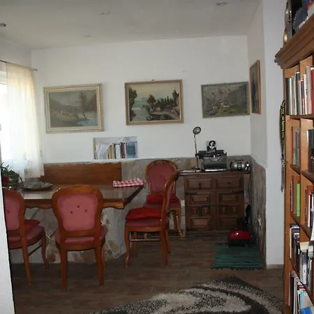 Bb Villa *